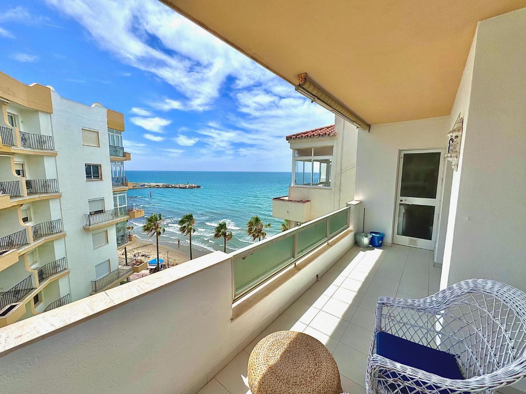 Appartement In Front Of Sea & Center à Marbellac Extérieur photo